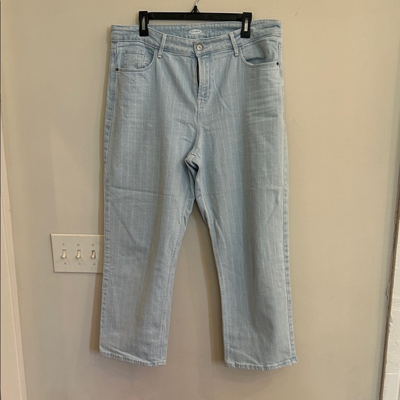 Old Navy Denim - Old Navy Light Blue Striped Cropped Jeans